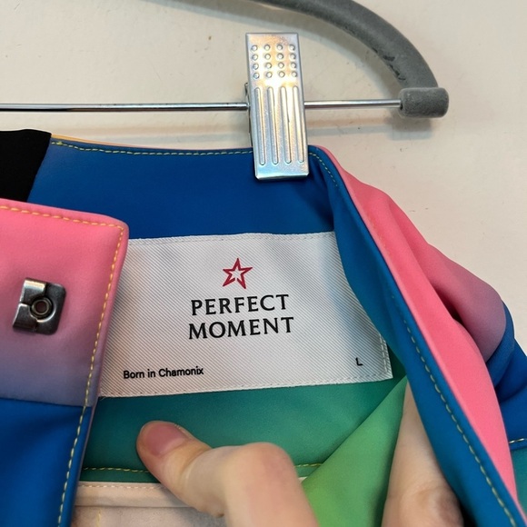 Perfect Moment Rainbow High Waist Aurora Flare Ski Pant Rainbow size L - Picture 9 of 15